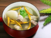 金針排骨湯