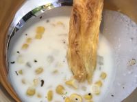 酥皮白醬玉米濃湯