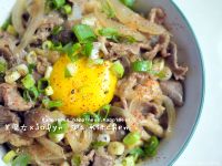 「好菇道菇idea」日式鴻喜菇牛丼飯