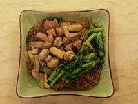 沙茶炒冬粉
