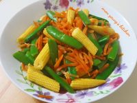 甜豆炒紅蘿蔔玉米荀
簡易。家常菜。晚餐