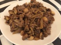 蘑菇牛肉