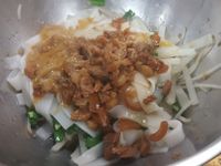 客家粄條+ 自製蒜蓉醬