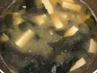 豆腐海帶芽味增湯