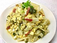 三色蛋炒苦瓜