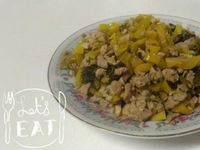 酸菜炒肉🍚