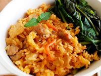 泡菜雞丁炒飯