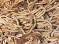 洋蔥蛋炒麵