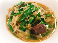 沙茶豬血湯