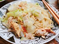 高麗菜什錦炒麵