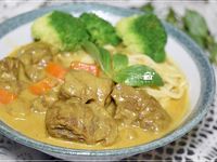 咖哩牛肉麵