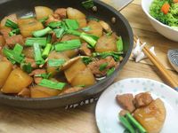 蒜苗蘿蔔燒肉