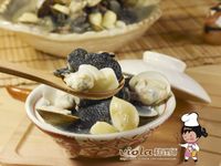 蛤蠣蒜頭烏骨雞湯
