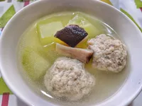 肉丸子大黃瓜湯