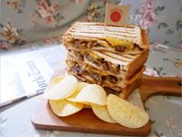 超好吃「韓式烤牛肉帕尼尼」好入味好滿足♪