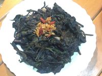 皮蛋拌地瓜葉