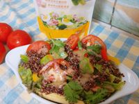 藜麥酪梨沙拉