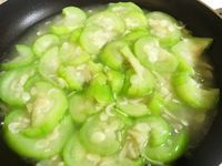 翠綠的清炒絲瓜 （不變黑）