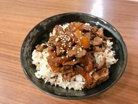 日式牛丼飯
