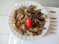 黑蒜頭秀珍菇