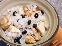 【厚生廚房】黑豆麻油雞飯
