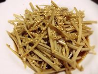 《炒牛蒡絲》