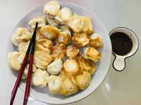 懶人料理：冷凍水餃變成冰花煎餃冒險記
