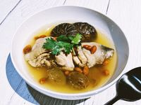 紫蘇梅雞湯