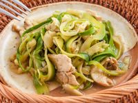【厚生廚房】奶油鼠尾草櫛瓜麵