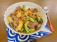 牛肉-蒜片拌飯