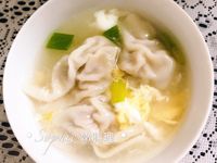 餛飩蛋湯