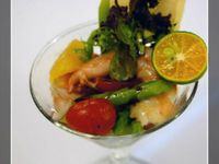 香橙鮮蝦沙拉佐柑橘油醋汁