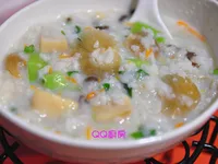 牛奶魚翅鮑魚粥