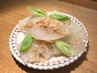 蒜苗炒蝦皮白蘿蔔