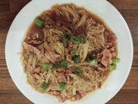 培根炒金針菇