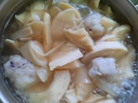 竹筍丸子湯