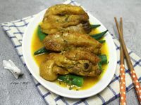 奶油薑黃嫩雞塊佐秋葵
