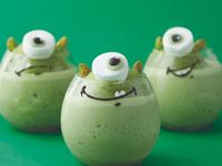 大眼仔綠茶奶昔