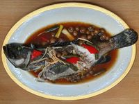 樹子蒸魚
