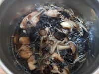 親子手作:萬能電鍋之仙草雞湯