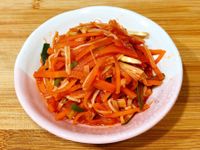 涼拌金針菇
