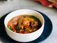 蕃茄燒雞肉