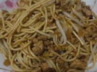 肉燥炒麵