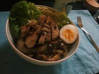 和風香煎鮪魚炒菇丼