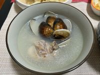 蒜頭蛤蠣雞湯