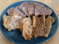 滷牛三寶