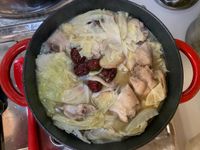 高麗菜麻油雞