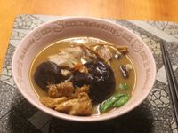 猴頭菇麻油雞湯、猴頭菇處理