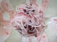 紫蘇拌蘿蔔