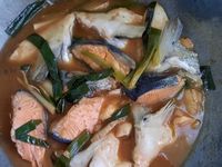 三杯鮭魚下巴